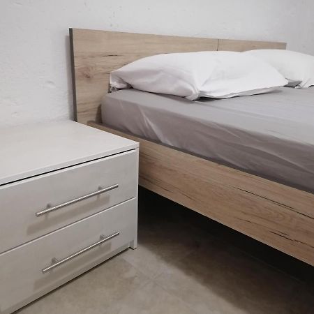 Apartman Milan Obrovac Exterior foto