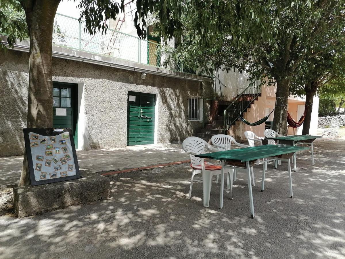 Apartman Milan Obrovac Exterior foto